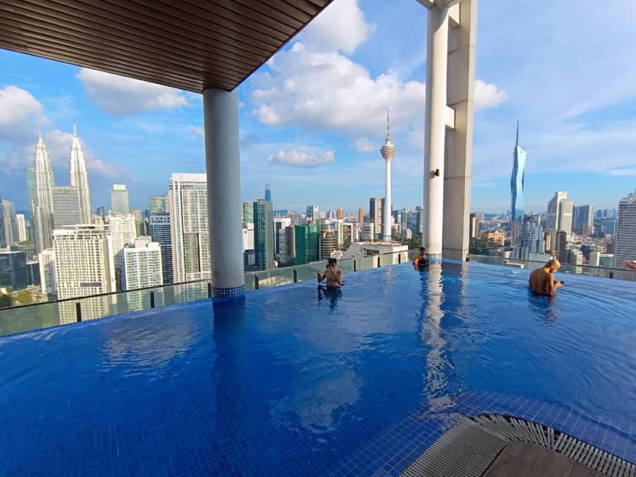 The Luxe Colony Klcc By Sky Pool Apartment กัวลาลัมเปอร์ ภายนอก รูปภาพ