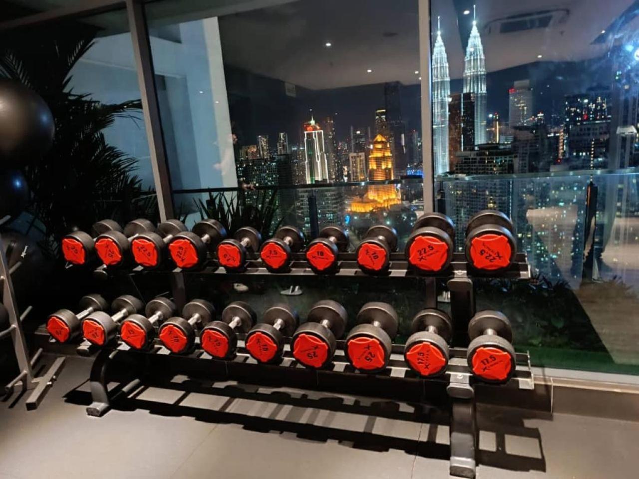 The Luxe Colony Klcc By Sky Pool Apartment กัวลาลัมเปอร์ ภายนอก รูปภาพ